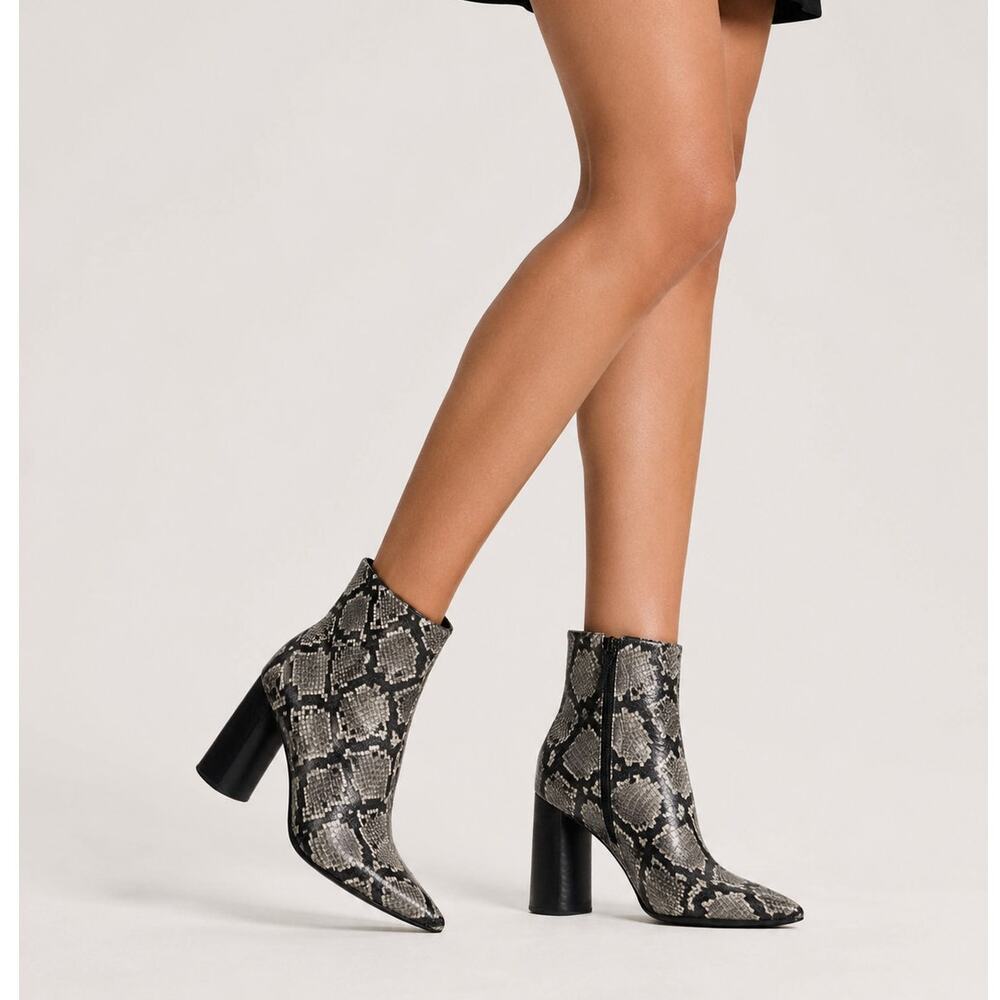 Jeffrey Campbell Grey & Black Leather Snake Print Pointed Toe Ankle Boots 6
